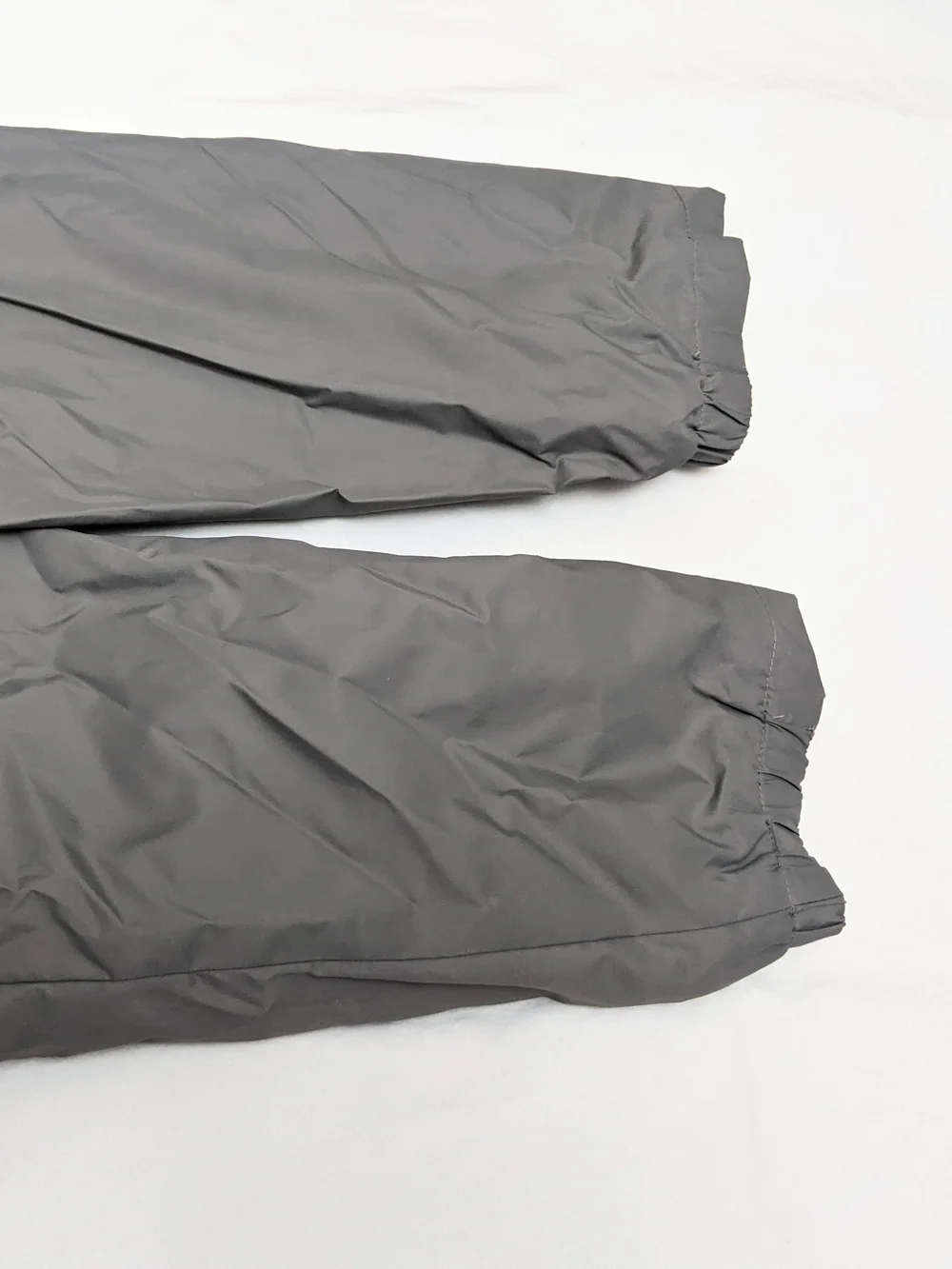 Columbia Boy's Gray & Black Lightweight Rain Jacket Size XL 18-20